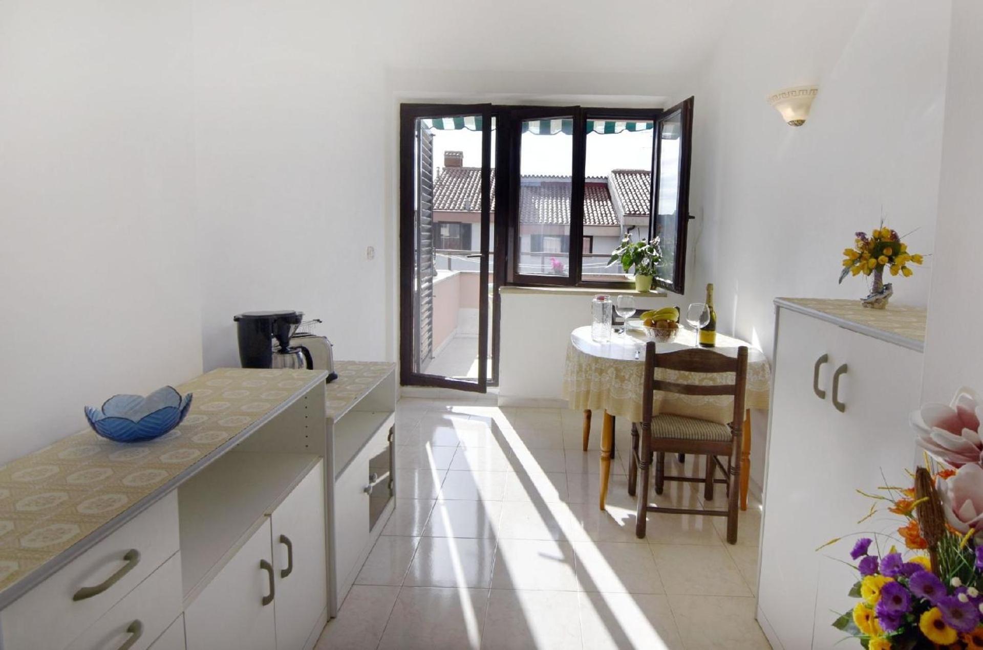Einfache 2-zimmer-wohnung In Meeresnaehe Apartment Umag