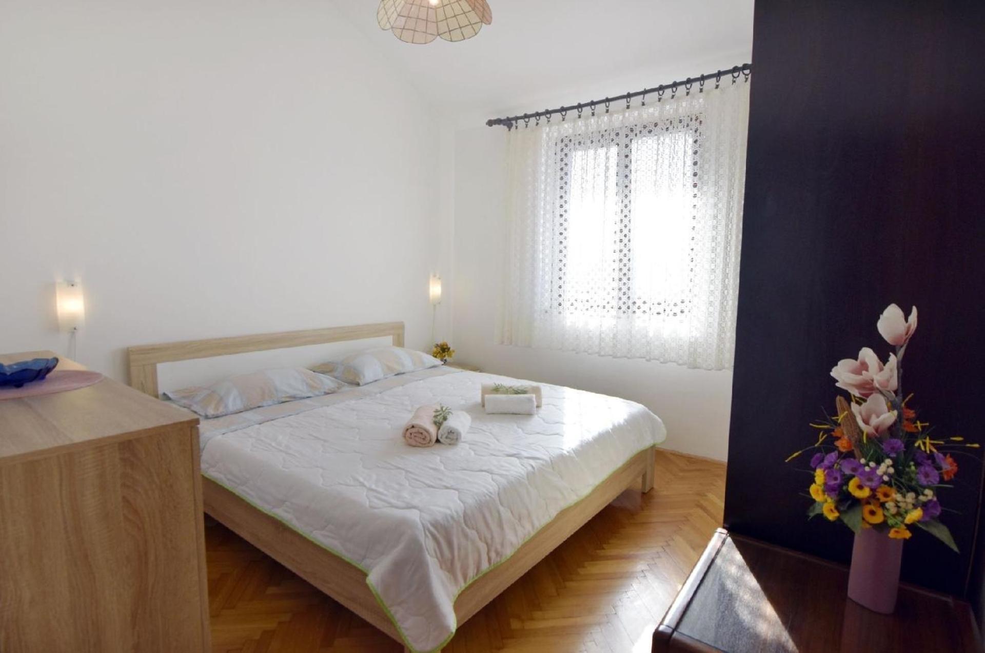 Einfache 2-zimmer-wohnung In Meeresnaehe Umag